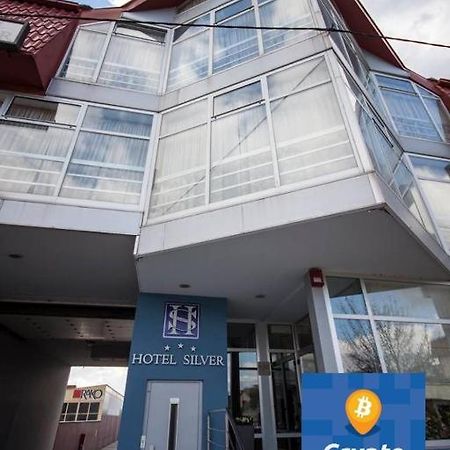 Hotel Silver Osijek Extérieur photo