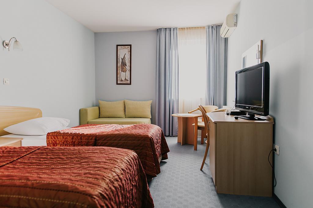 Hotel Silver Osijek Extérieur photo